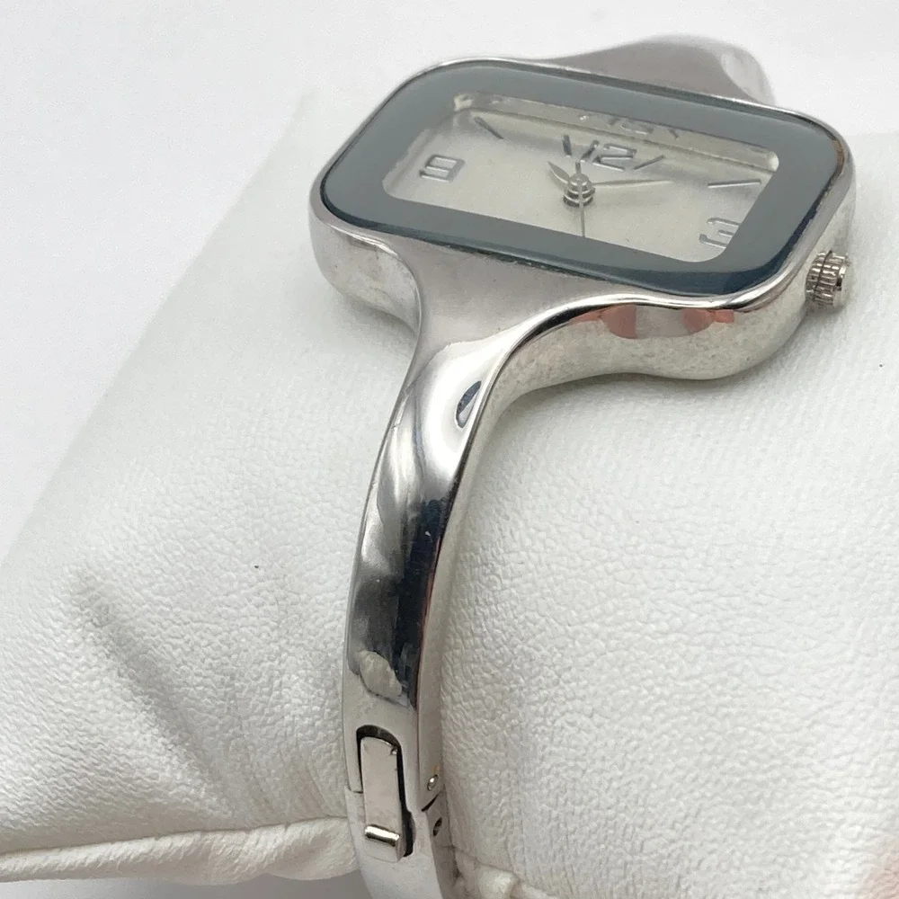 Modern Women's Watch 34mm Silver Tone Bangle Rectangle New Battery 6.75